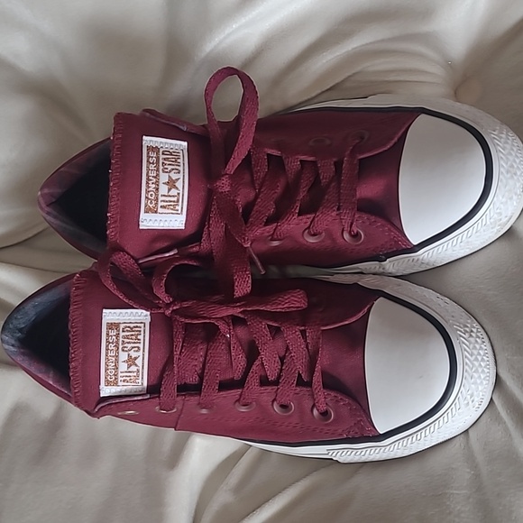 Converse Burgundy Sneakers - Picture 8 of 8